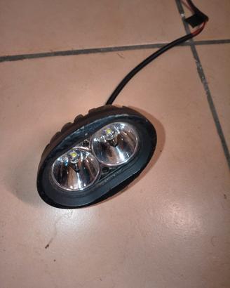 faro supplementare 