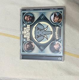 Disco the black eyed peas “elephunk”