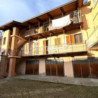 Soluzione bifamiliare in centro ad Albiano d'Ivrea