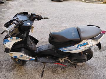 scooter sr50factory anno 2007 carburatore