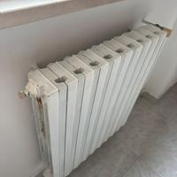 8 radiatori in ghisa vintage