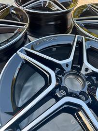 Cerchi Mercedes GLA AMG 19