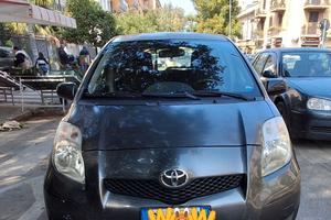 Toyota Yaris 1.0 Benzina - 5 Porte