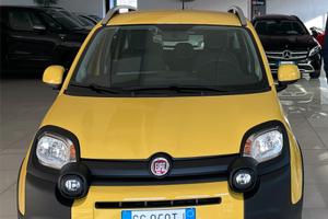 Panda Cross 1.0 70cv hybrid gialla 2021 1500km