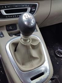 Leva cambio RENAULT SCENIC 1.9cc benz 2009
