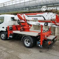 Gru compatta su autocarro BG Lift T 250