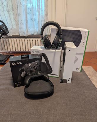  XBOX series S + controller + espansione + cuffie