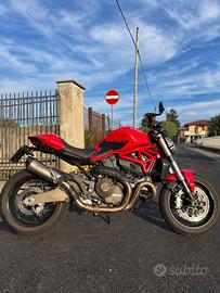 Ducati Monster 821