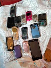 cellulari vintage per pezzi di ricambio 