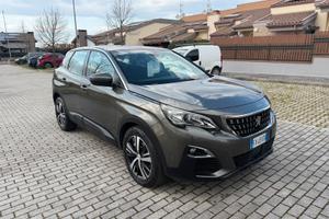 Peugeot 3008 1.5 BlueHDi 130cv FULL OPT / UNIPRO