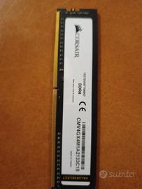 ram Corsair 4gb