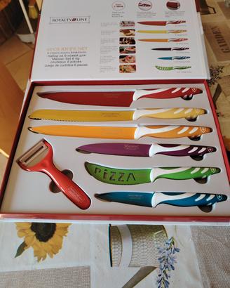 set di coltelli colorati