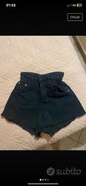Pantaloncini di Jeans neri Bershka taglia 32