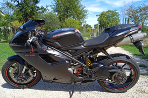 Ducati 848 dark