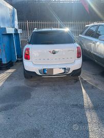 mini countryman non marciante