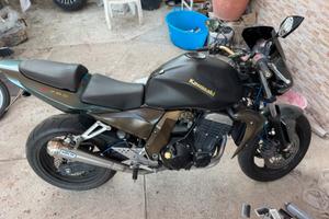 Kawasaki z750