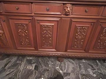 Mobile credenza in noce massiccia
