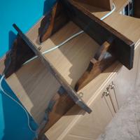 Mensole in noce effetto country