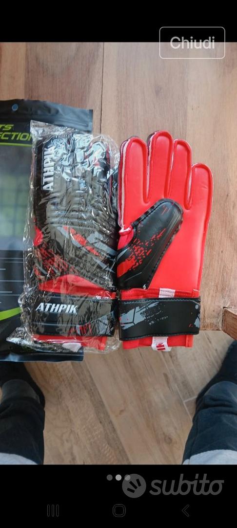 Guanti portiere Sports In vendita a Napoli