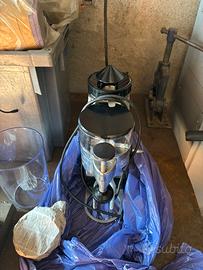 Macinacaffè Professionale a Dosator