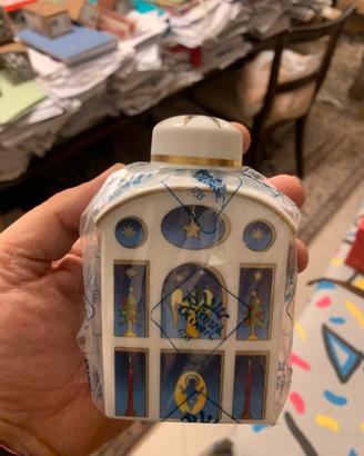 Scatola The Natale Richard Ginori con coperchio