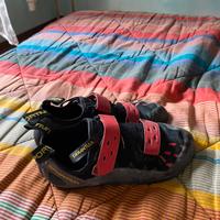 Scarpette arrampicata la sportiva