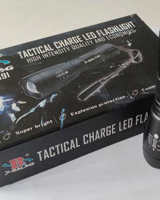 Torcia Led Tattica BL-Q1891-T6  X-BALOG