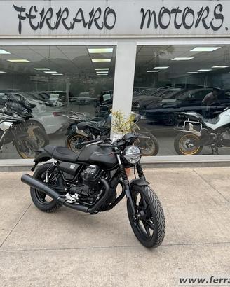 Moto Guzzi V7 Stone nuovo a soli 89 euro al mese