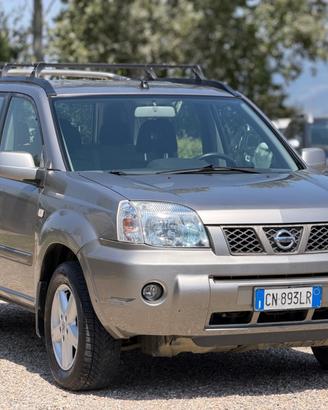 Nissan X-Trail 2.2 dCi Elegance