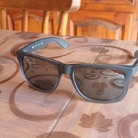 Occhiali da sole specchiati