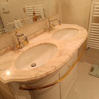 mobile bagno e credenza 
