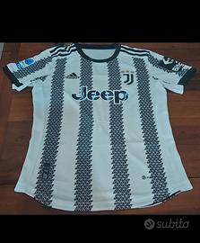 Maglietta Home Juventus 2022-2023 Federico Chiesa 