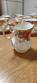 Lattiera Royal Albert Old Country Roses