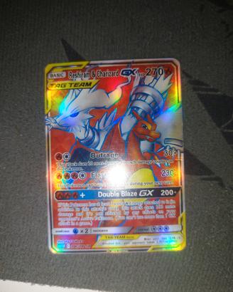 Reshiram e Charizard GX