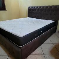 Letto matrimoniale 
