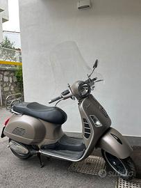 Vespa 300 GTS