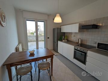 Ampio terrazzo 2 camere 4 posti letto