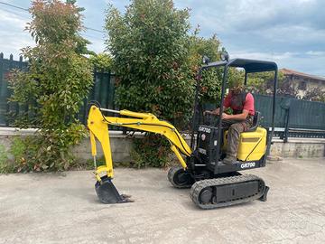 E144 Miniscavatore 8 q Eurodig allargabile