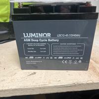 Batteria al piombo 12v45Ah nuova mai usata