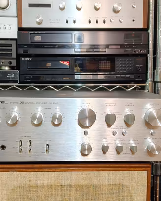 Rotel RC - 2000 preamplificatore 