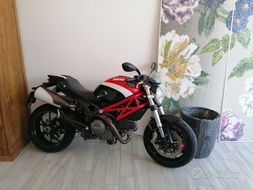 796 monster ducati 2013