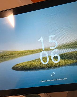 Tablet nuovo wifi 10 pollici con accessori 