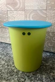 Tavolino portaoggetti bimbi ikea