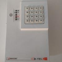 Combinatore telefonico per allarme con sim 
