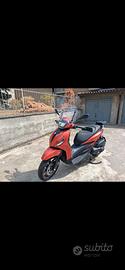 Piaggio Beverly 400 S –  2024