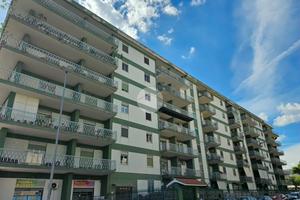 4 LOCALI A PALERMO
