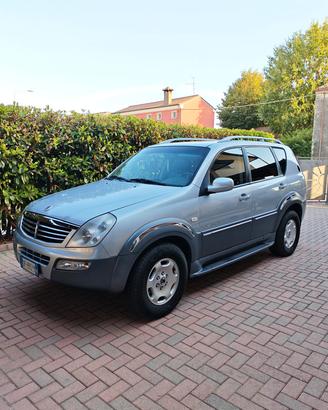 Fuoristrada Suw Rexton