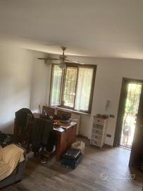 Villetta di testa con giardino