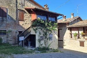 Casa indipendente di 126 m² con 3 locali e box aut