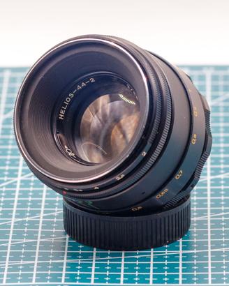 Helios 44-2 swirly bokeh 58mm f/2